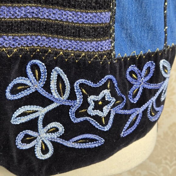 Vintage Tantrums Size Medium Chambray Patchwork Vest Velvet Embroidery Buttons - Picture 6 of 15